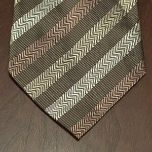 Foggia Hand Made 100% Silk Men’s Neck Tie Made In China